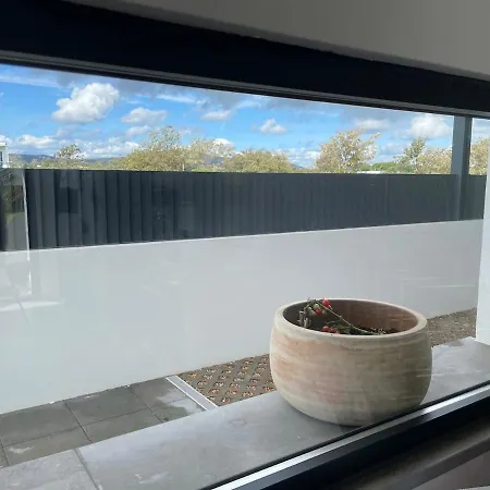 R&m With Pool And Jacuzzi Villa Quelfes