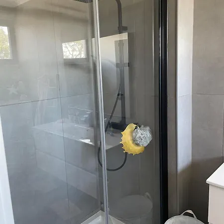 R&m With Pool And Jacuzzi * Quelfes