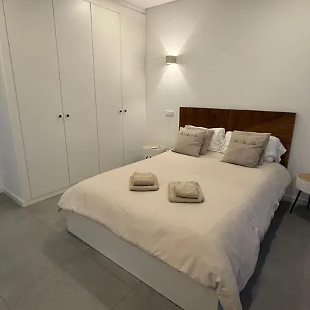 R&m With Pool And Jacuzzi Villa *