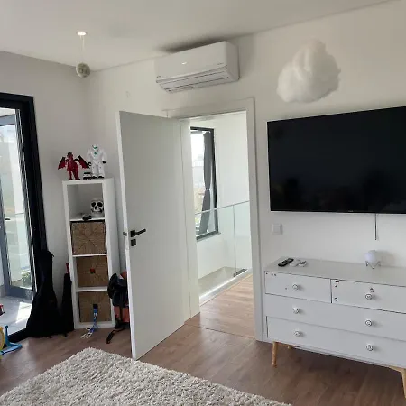 R&m With Pool And Jacuzzi * Quelfes